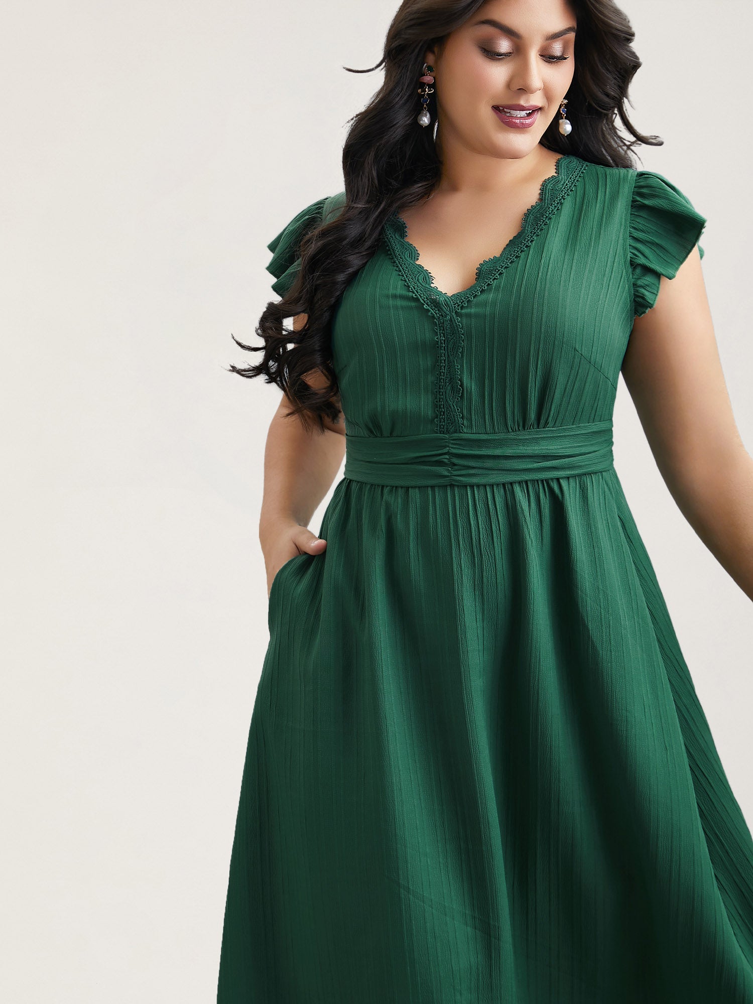 Lace Trim Stitch Textured Waist-Defined Midi Dress